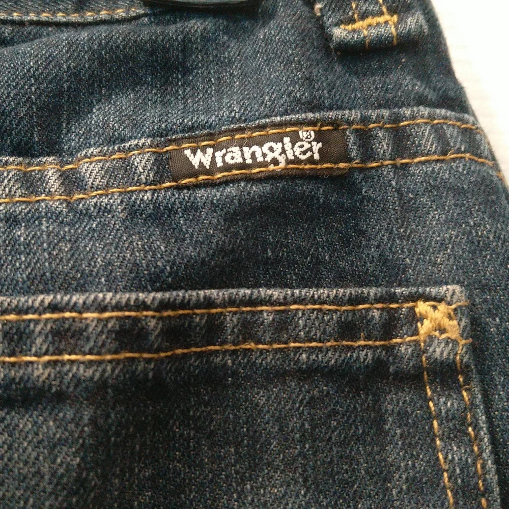 Wrangler Indigo Denim Jean Shorts - Picture 6 of 9